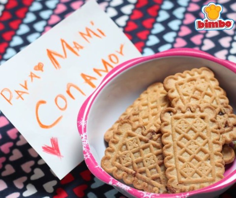 Regalito de galletas con tajeta de amor por su mamá